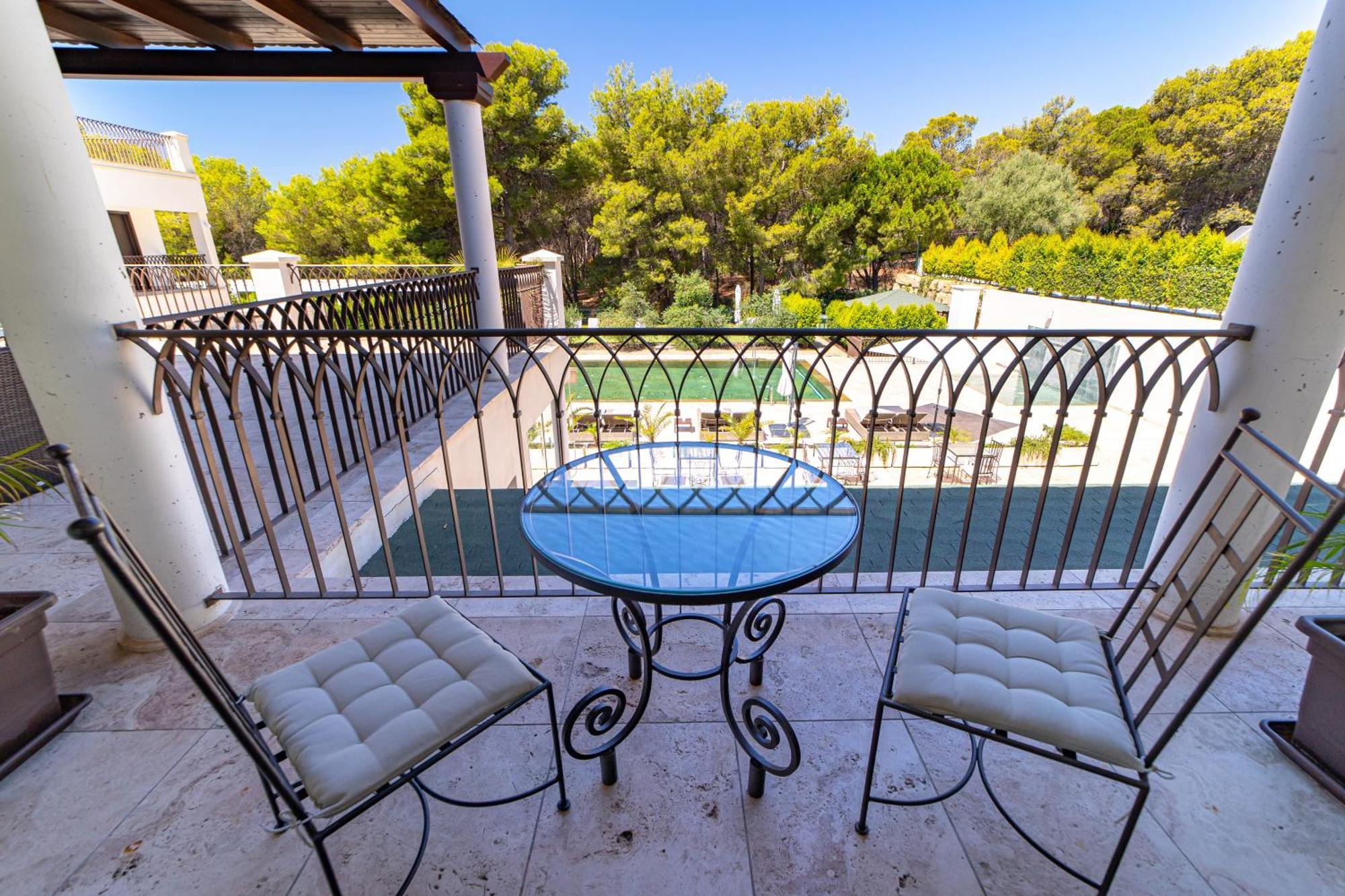 Sierra Blanca Resort Art Of Healing Marbella Exterior photo